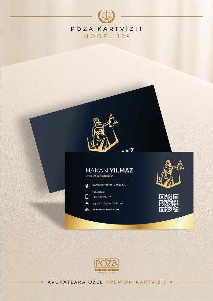 Poza Avukat Kartvizit Model 129 lacivert ve gold renklerde Themis figürlü, karekod alanına sahip, modern ve premium kartvizit tasarımı.
