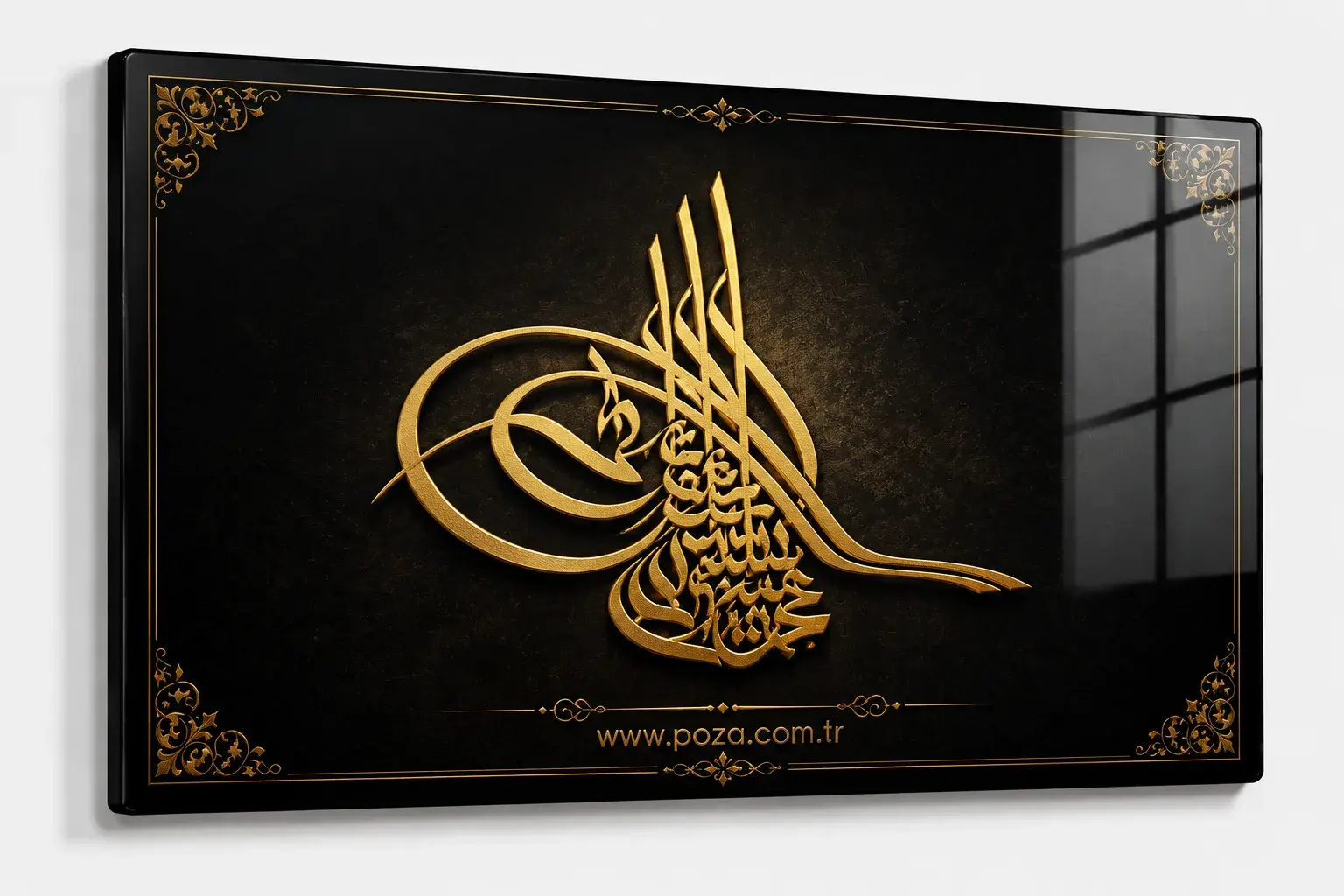 Gold Osmanlı Tuğrası cam tablo makam odasında şık görünümü